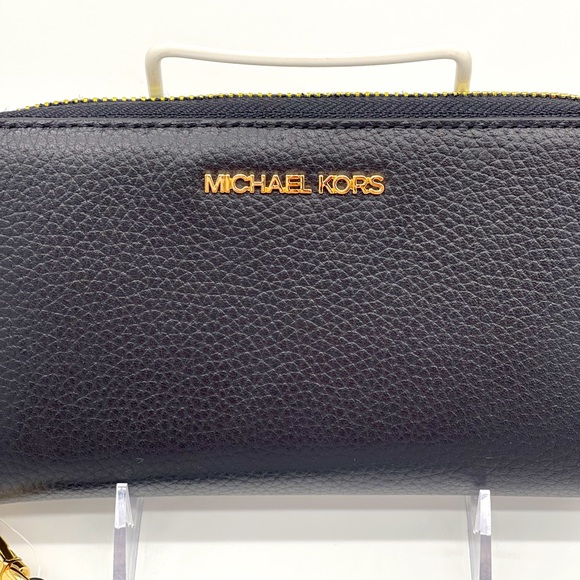 Michael Kors LG Flat MF Phone Case - Picture 2 of 7